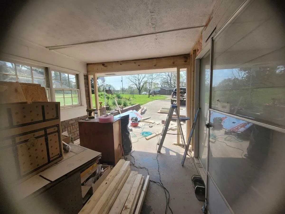 Air movers and dehumidifier for Water Mitigation Services in Butte-Silver Bow